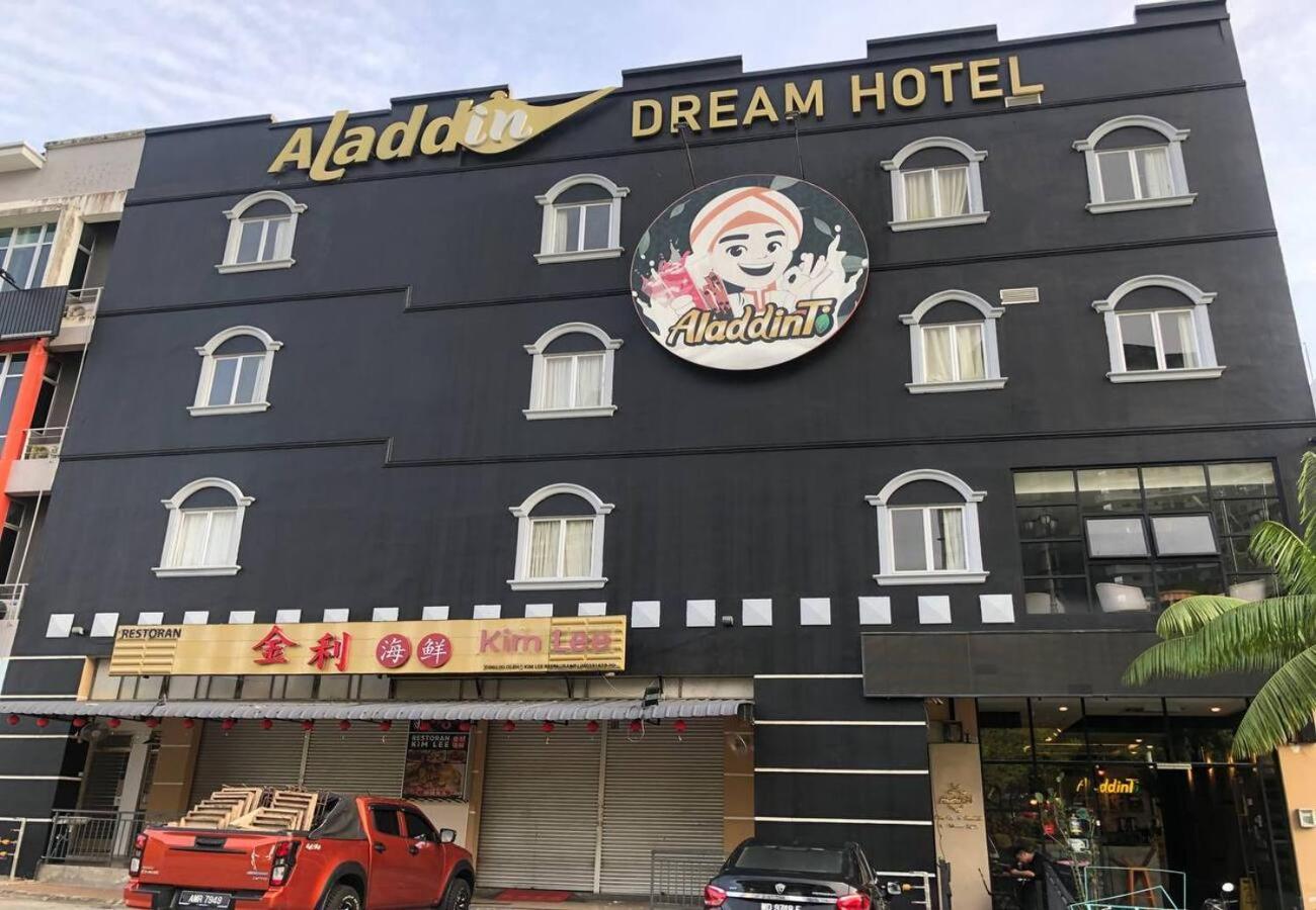 ג'והור בהרו Aladdin Dream Hotel מראה חיצוני תמונה